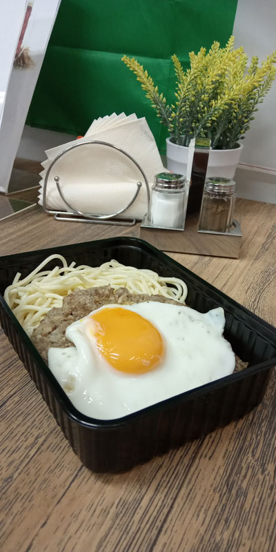 Вермишель с отбивной и яйцом Королёв